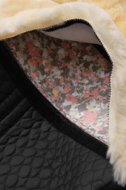 Best christ Iberica Plus barbak lammeskinn-sal Black/Off-White