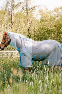 New horseware Amigo AmEco Bug Buster fluedekken med avtakbar nakkedel Silver/Blue