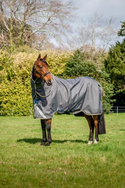Discount horseware Amigo Bravo 12 Plus utedekken med avtakbar hals, 0g Shadow/Navy&Rose
