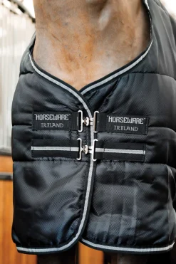 Best horseware Easy-Layer Plus Stalldekken, 200g Black/Black&Silver