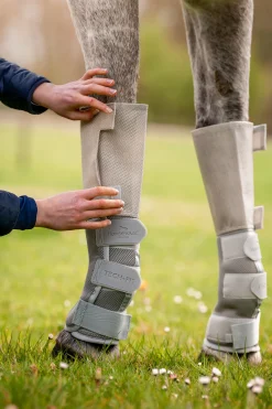 New horseware Rambo Tech-Fit Fluebeskytter (Sett med 4) Silver