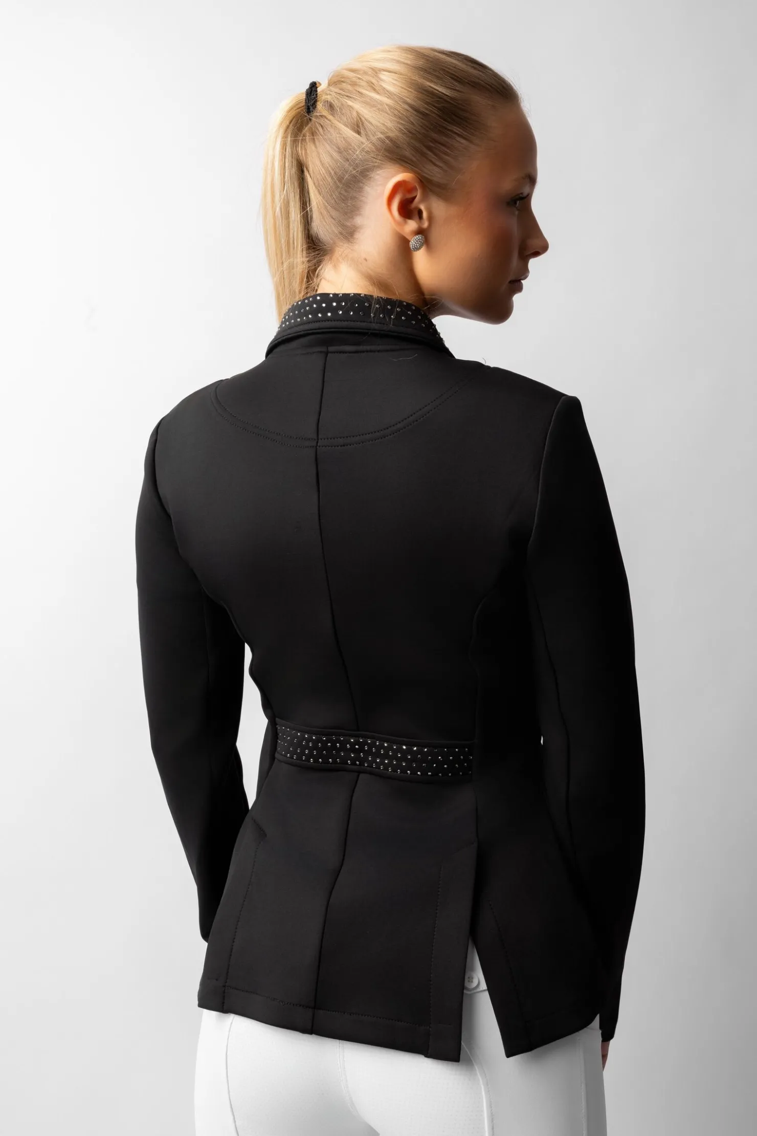 Discount horze Carla stevnejakke, dame Black