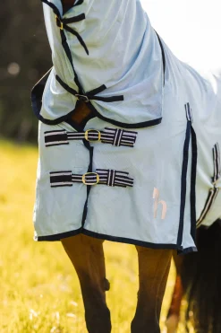 Clearance horze Freja fluedekken med hals LightBlue